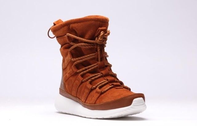 nike roshe one hi suede