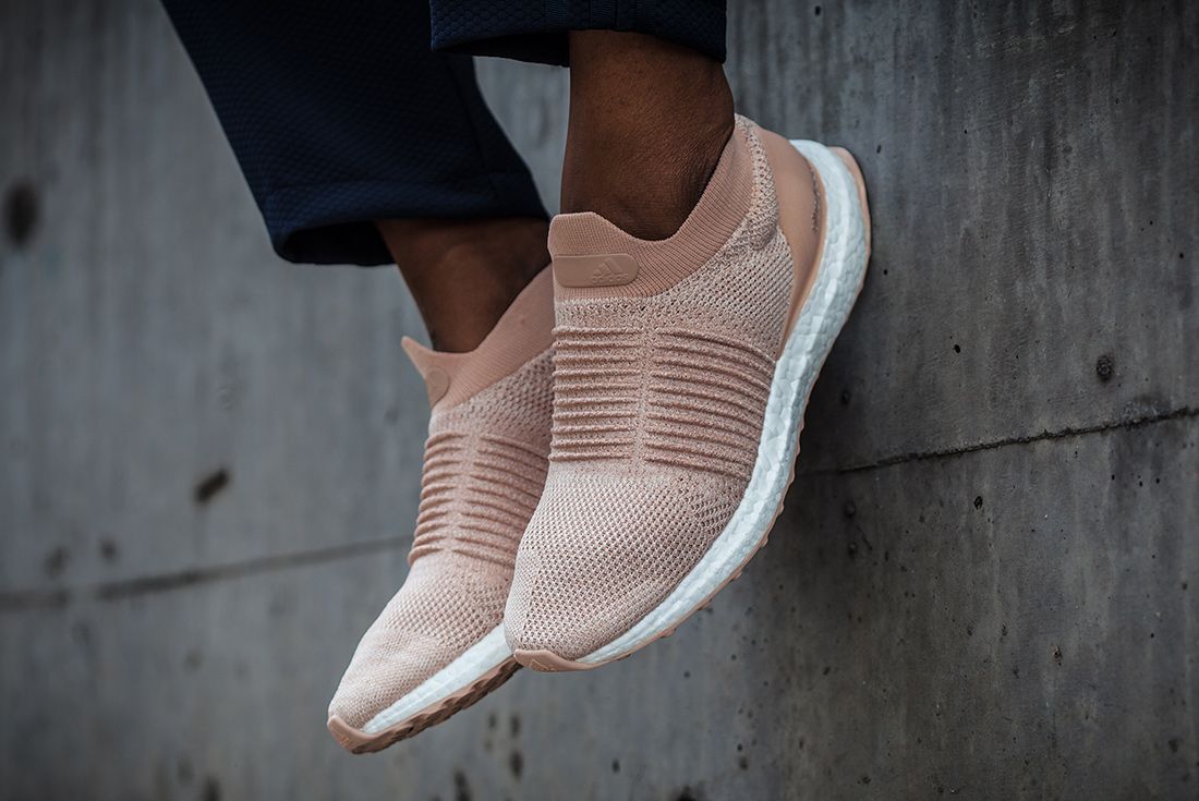 laceless ultra boost on feet