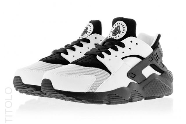 Nike Air Huarache Wmns (White/Black) - Sneaker Freaker
