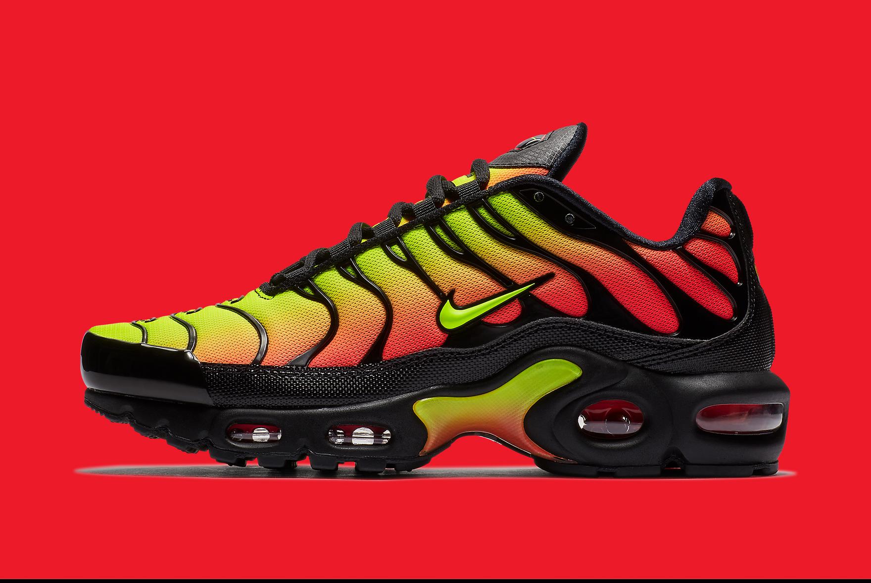 Nike Are Bringing Back the Women's Air Max Plus 'Volt/Solar Red'
