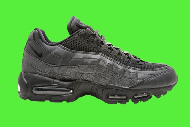 95s triple black