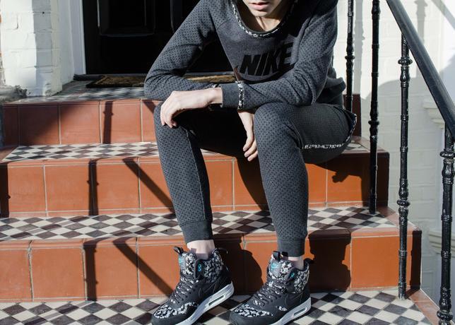 Nike Xliberty Air Max 1 Sneakerboot Pant Crew2