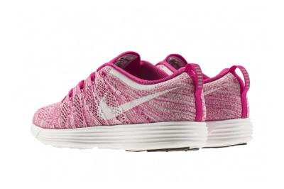 Nike Wmns Flyknit Trainer February Releases 3