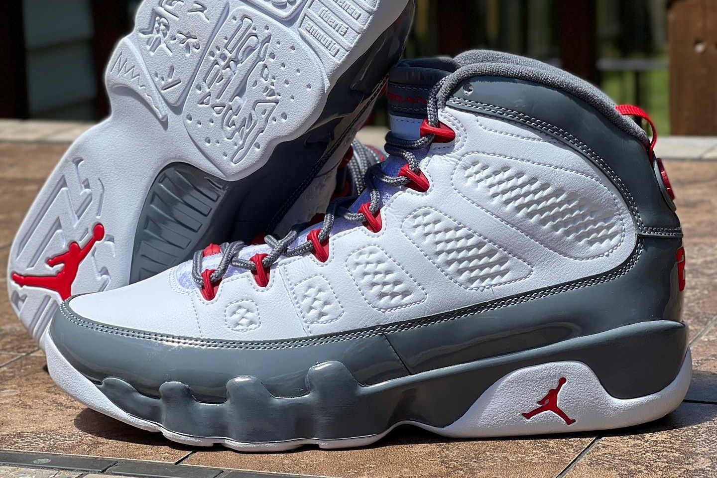 Official Images and Release date Air Jordan 9 Fire Red Releases