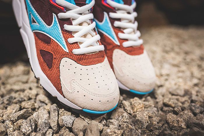 HANON and Mizuno Link on a Whisky-Inspired Sky Medal - Releases