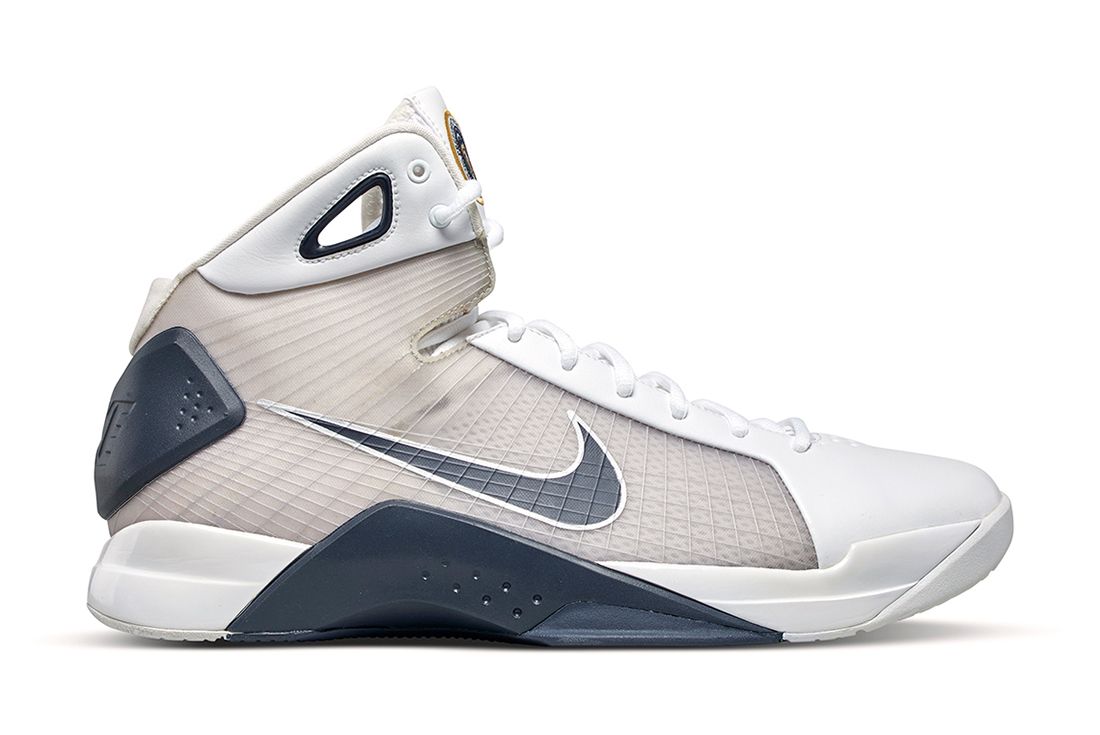 Sotheby’s Barack Obama’s Player Exclusive Nike Hyperdunk 