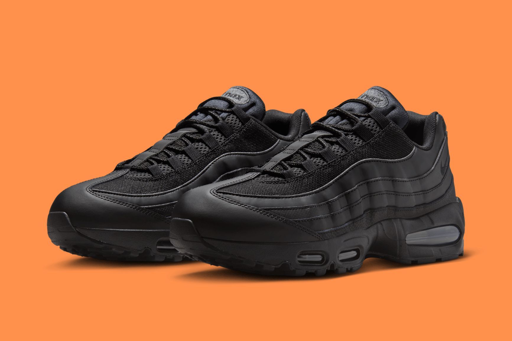 The Big Bubble Nike Air Max 95 OG 'Triple Black' Just Dropped