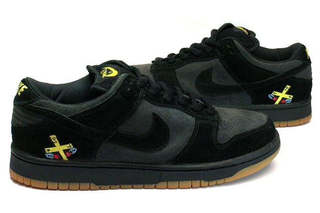 Nike Dunk Sample Chocolate Side 1