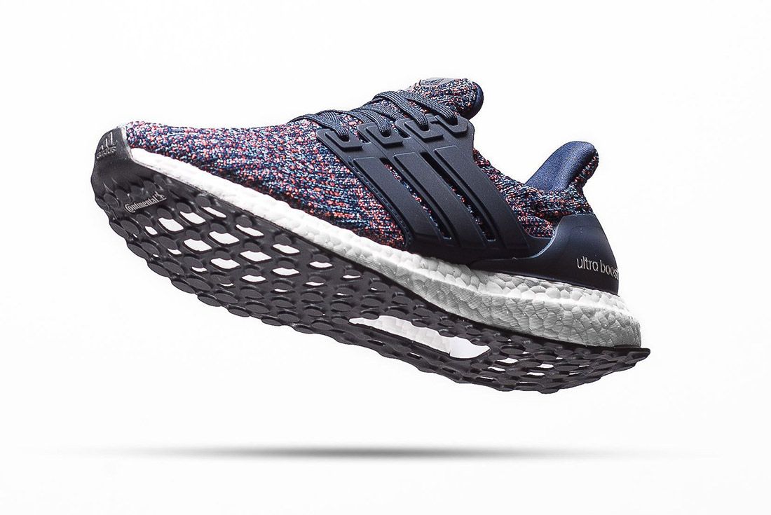 Ultra boost 4.0 outlet navy multicolor on feet