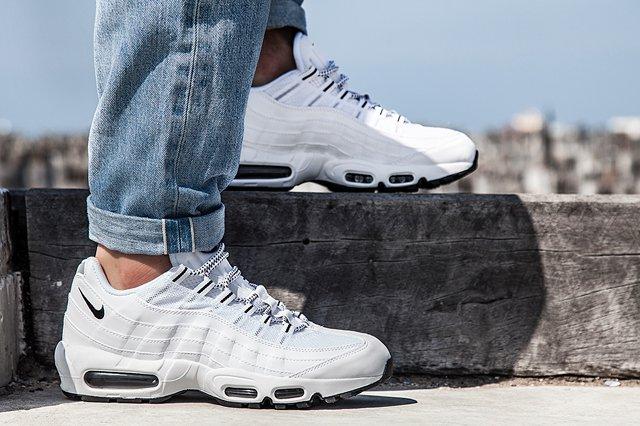 air max 95 white and black