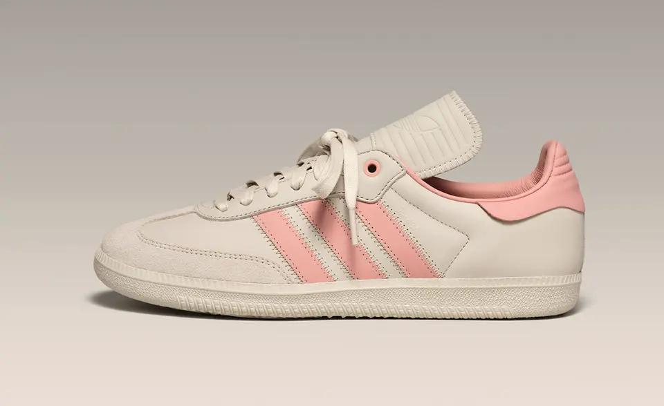 Sneaker đi đám cưới: 10+ mẫu thanh lịch, thoải mái Hinh anh 17: Sneaker thanh lich cho dam cuoi: Tu Converse dinh pha le den Off-White x Air Jordan 4