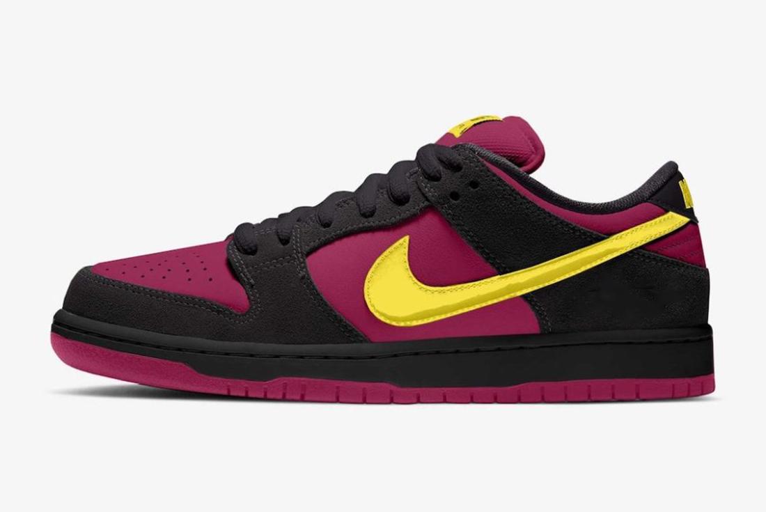 nike sb dunk low red plum mock up 