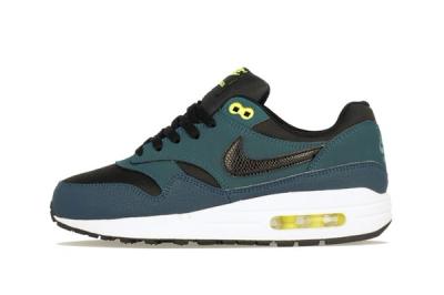 Nike Am1 Wmns Fall Overkill Delivery 10