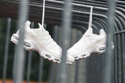 Nike Air Max Plus Deconstructed White Cd0882 100 Release Date Pair