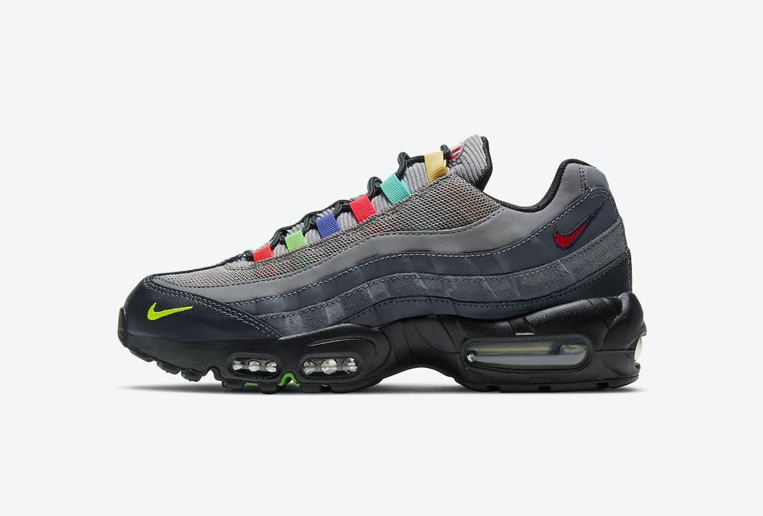 The Nike Air Max 95 SE Tunes in to TV 