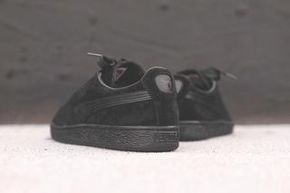 triple black suede foams