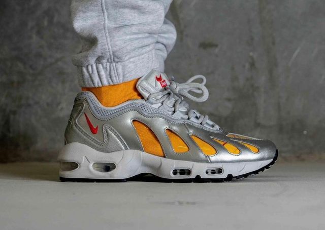 nike air max 96 supreme silver bullet