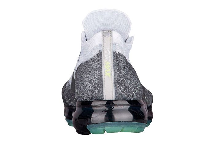 vapormax heritage neon