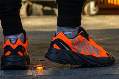 Adidas Yeezy Boost 700 Mnvn Orange Heel 2