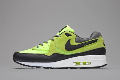 Size Exclusive Nike Air Max Light Endurance 1