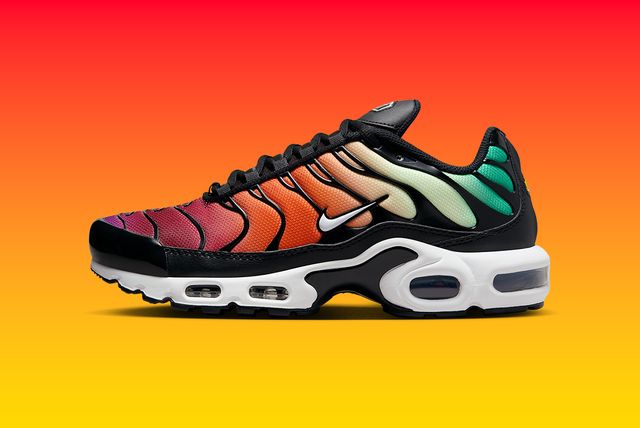 black and rainbow nike air max