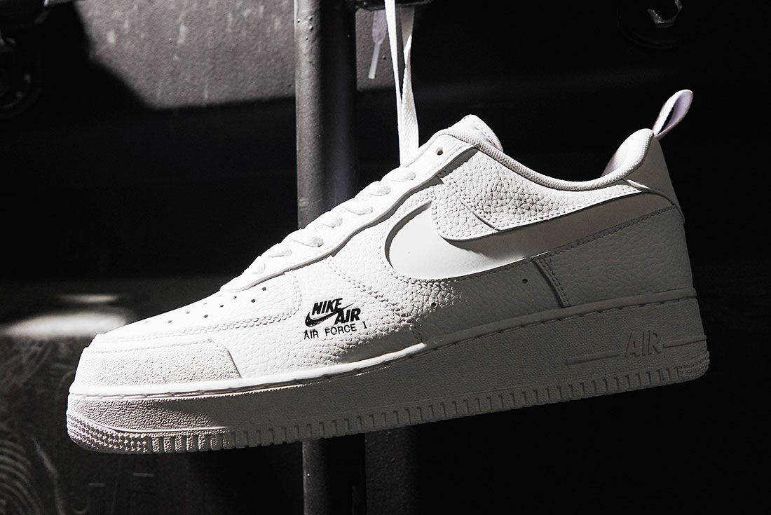 Permiso Original Sur oeste Find a Menagerie of Detail in These Functional Nike Air Force 1s - Sneaker  Freaker