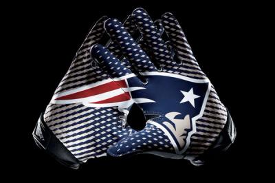 New England Patriots Glove 1