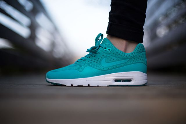 Nike Air Max 1 Ultra Moire Wmns Light Retro Releases