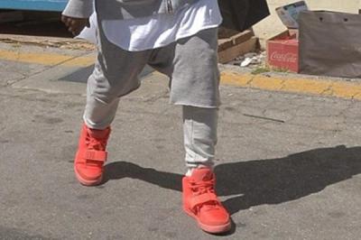 Kanye West Yeezy 2 Nike Red October 1