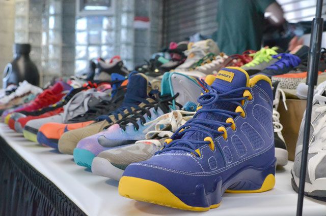 Bucks Sneaker Summit 35