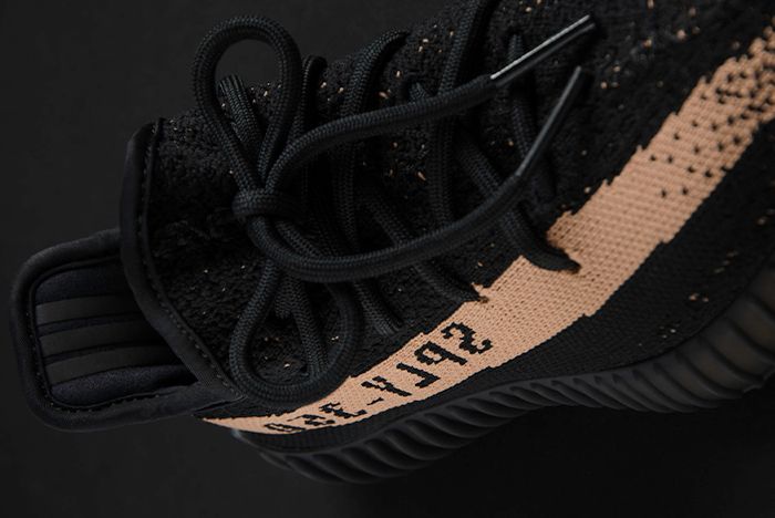 Adidas Yeezy Boost 350 V2 2