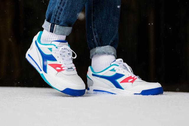 diadora rebound ace on feet