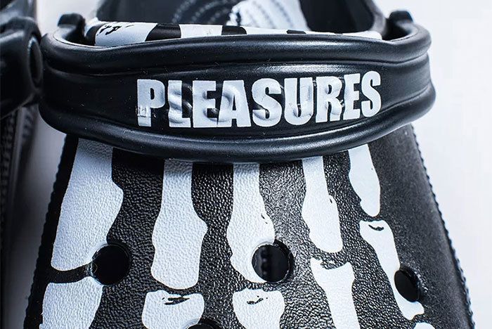 pleasure crocs