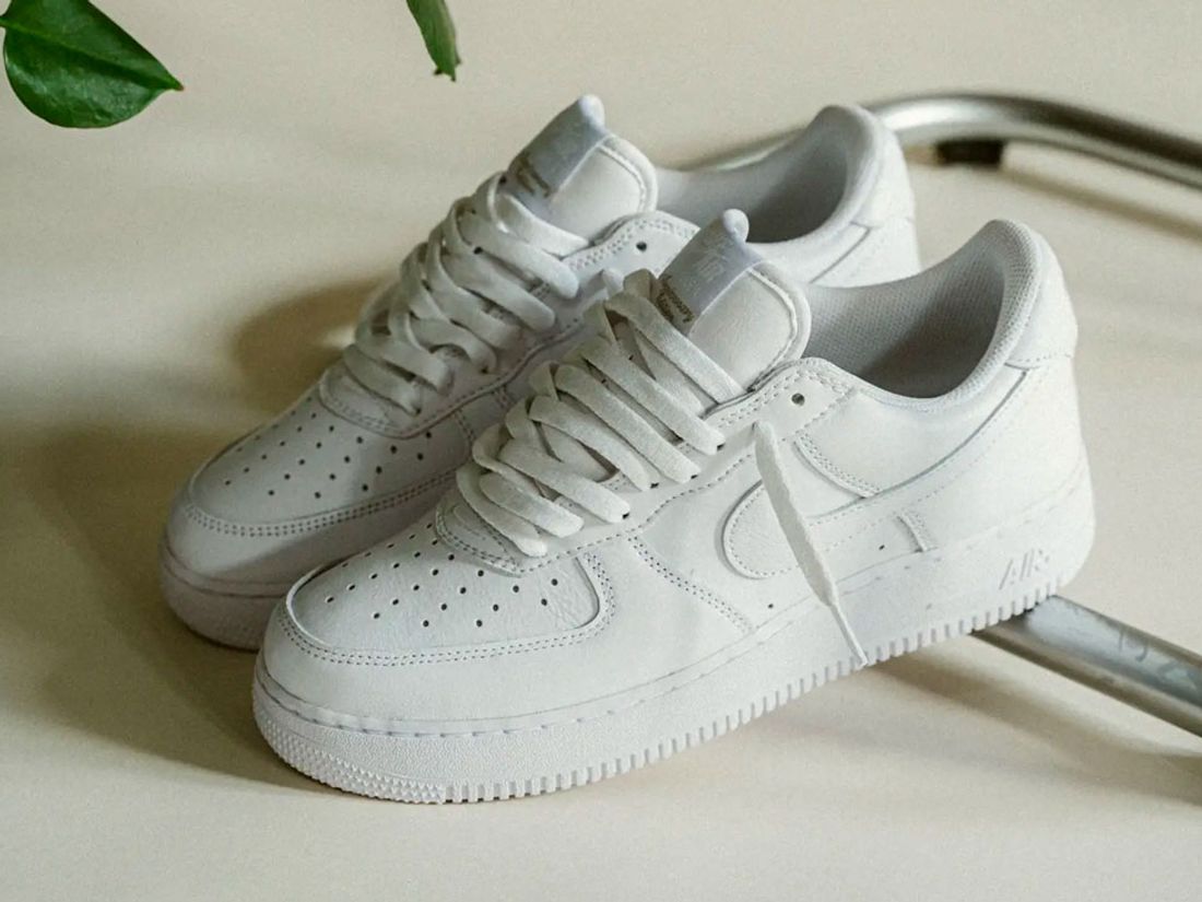 Air Force 1 Low Retro Color of The Month