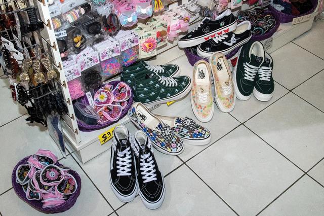 half cab sandy liang