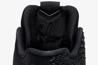 nike kyrie 3 triple black