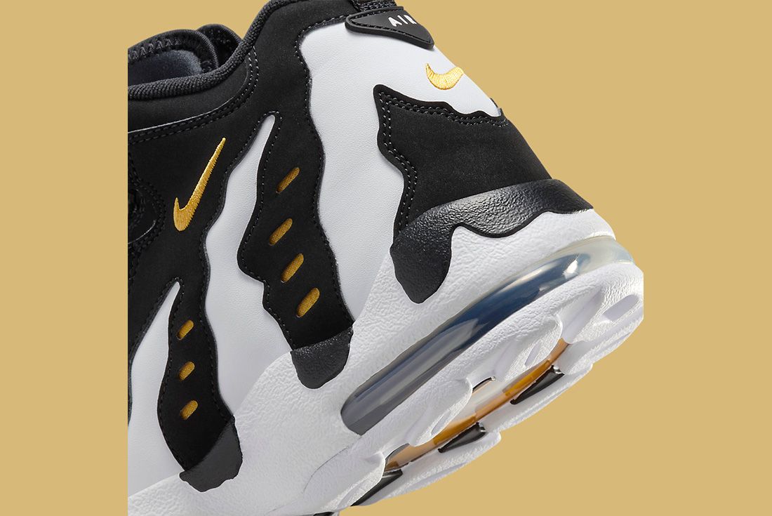 Nike air dt max hot sale 96 deion sanders retro