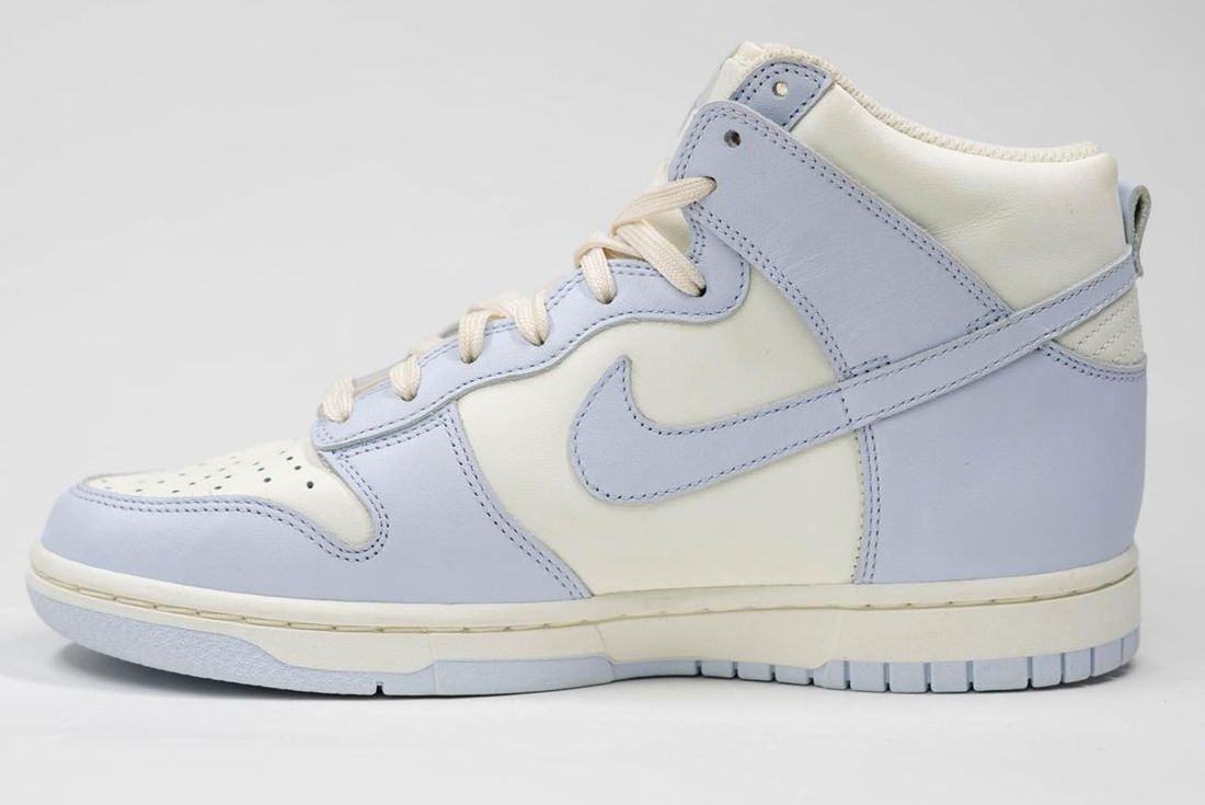 nike dunk football grey release date