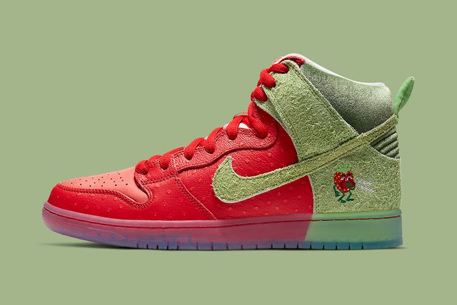 nike dunk high strawberry