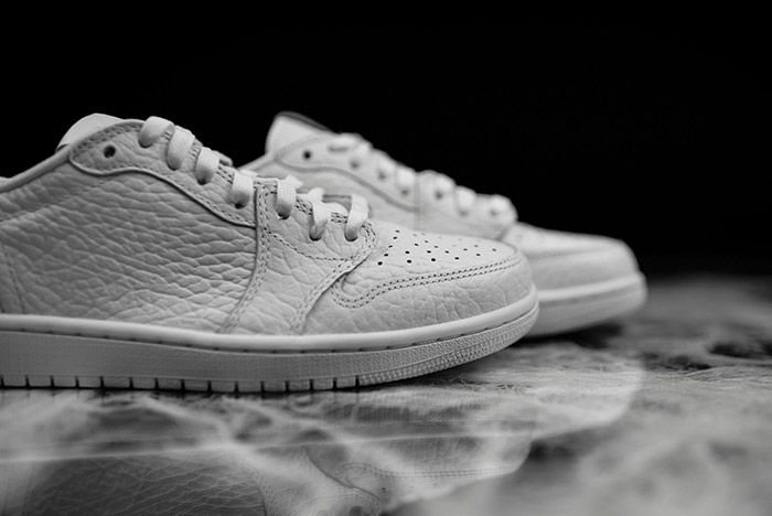 Air Jordan 1 Low Swooshless Triple White Releases