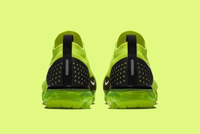Nike Vapormax Volt 4