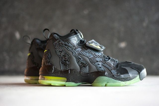 nike air dt max 96 green