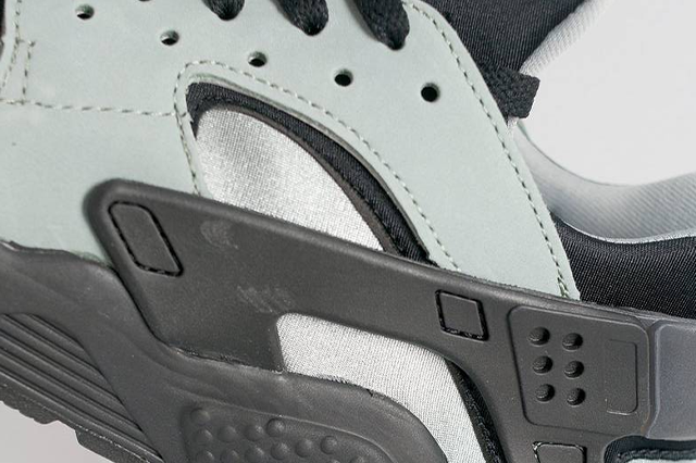 Nike Air Huarache Slate Green Black 2