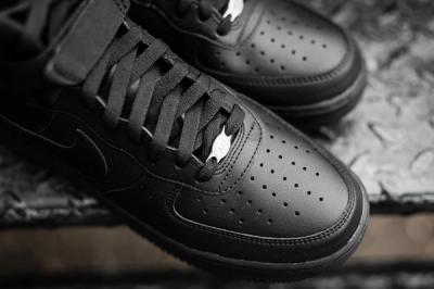 Nike Air Force 1 Black Black 2