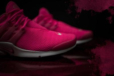 Nike Air Presto Wmns Hyper Pink1
