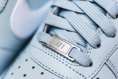 Nike Air Force 1 Pure Platinum 1