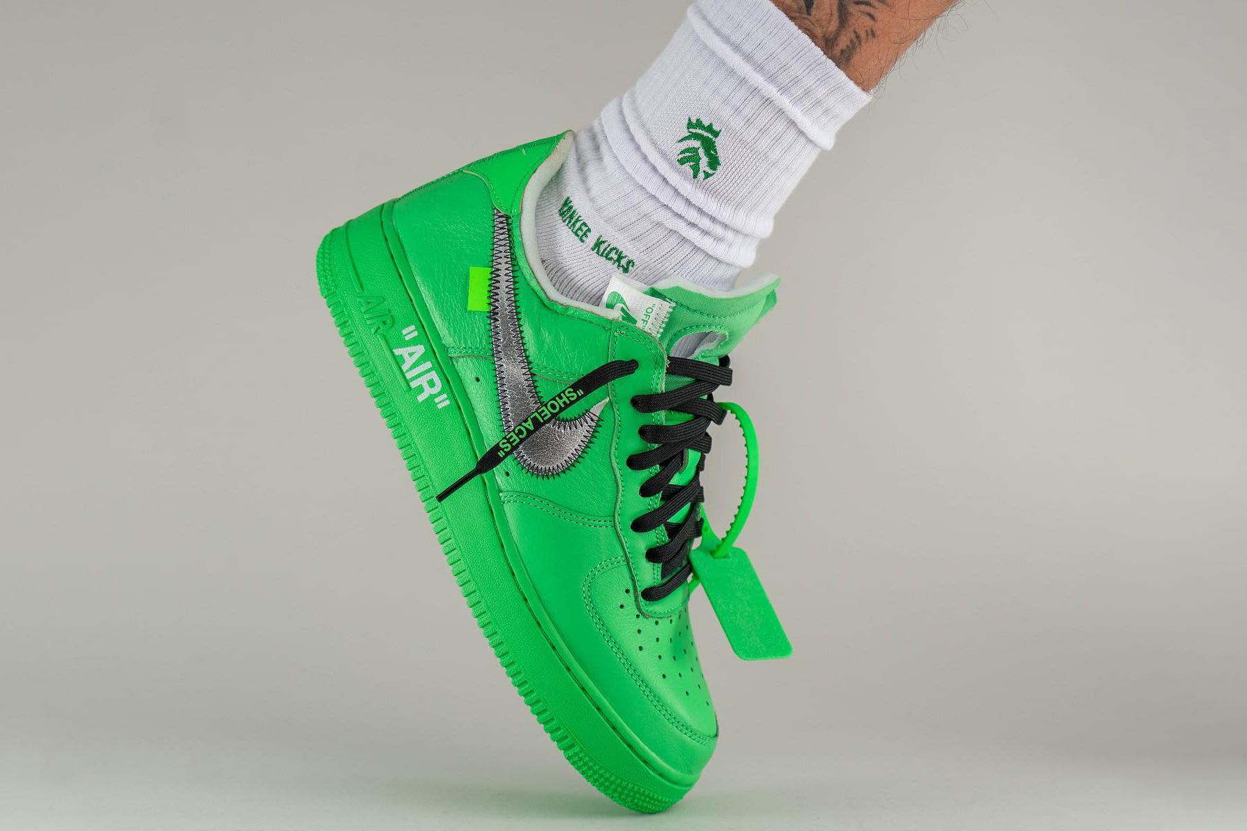 Nike x Off-White Air Force 1 MoMa  Nike shoes outfits, Black nike shoes, Nike  shoes air max