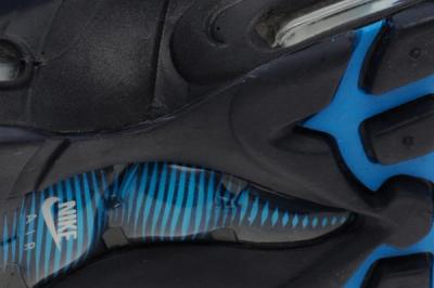 Nike Air Max 95 Blackend Blue Sole 1