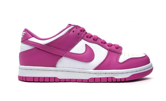 Dunk Low - Sneaker Freaker