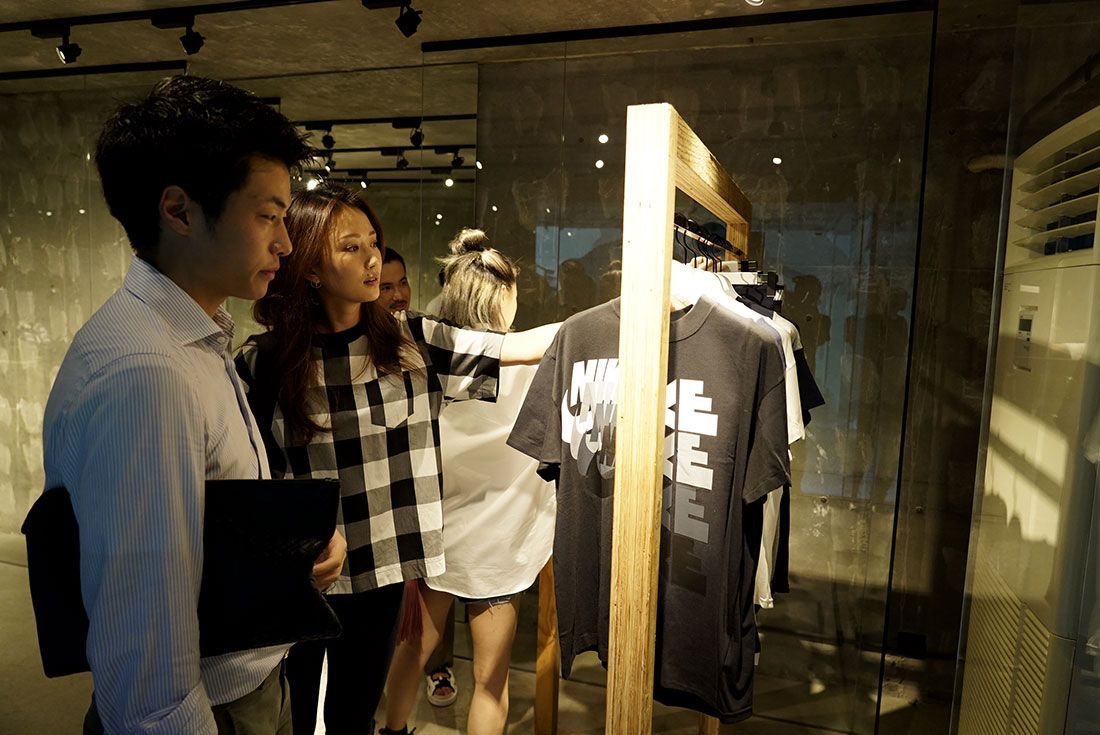 Tokyo Pop Up Launch Sacai X Nike Party5